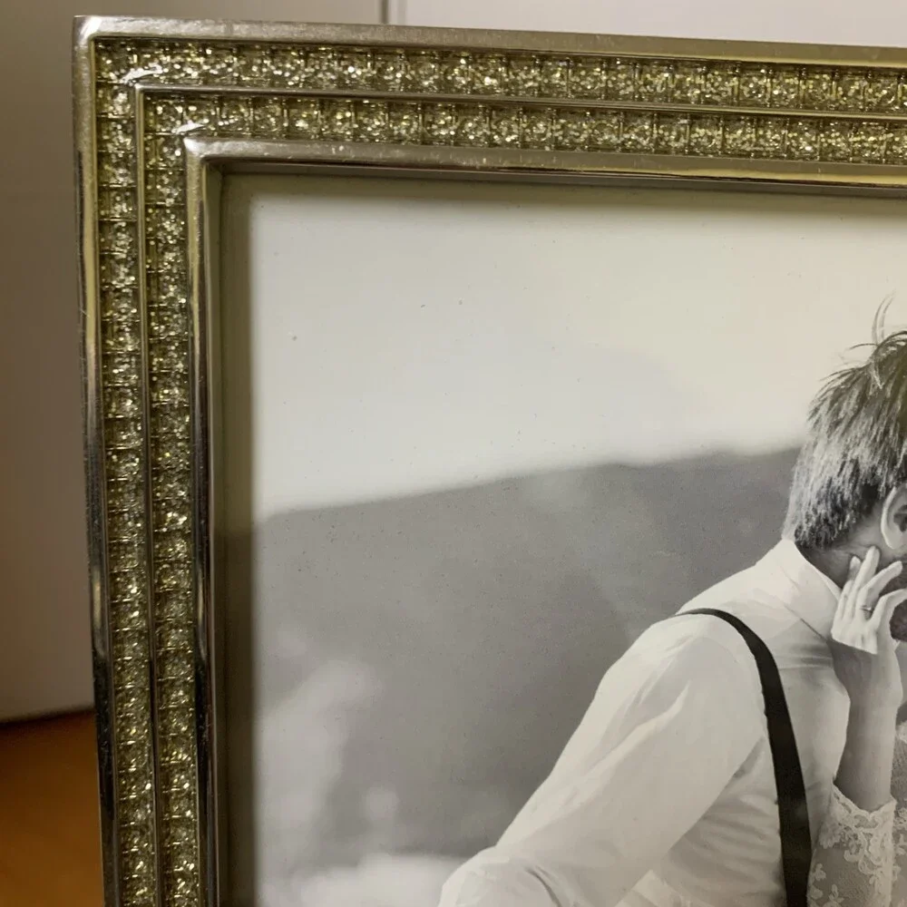 Arte De Casa Rhinestone Picture Frame  (9”x11”)